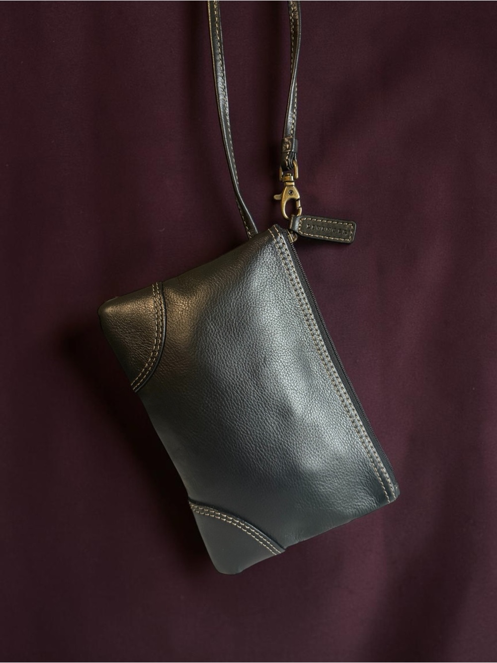 Levenger Black Pebbled Genuine Leather St. Tropez Wristlet Pouch Bag